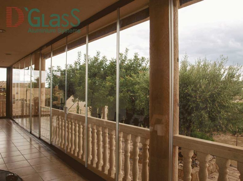 corredera de ristal en porche