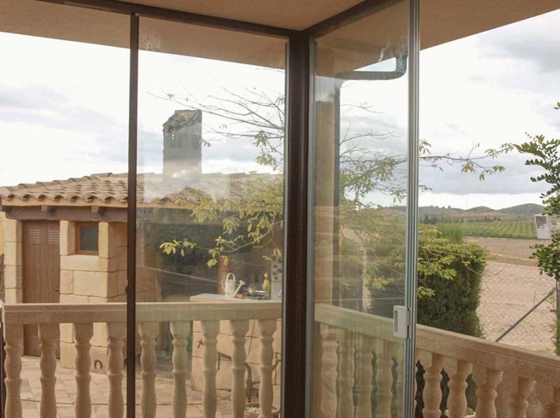 corredera de ristal en porche