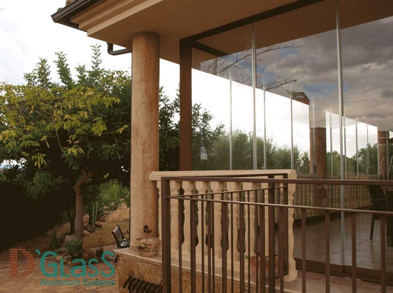 corredera de ristal en porche