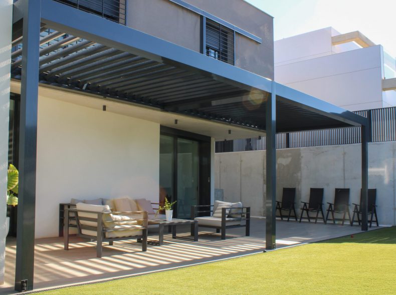 Pérgola bioclimática doble