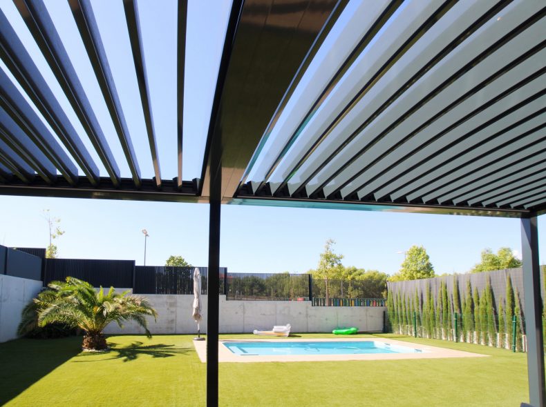 Pérgola bioclimática doble