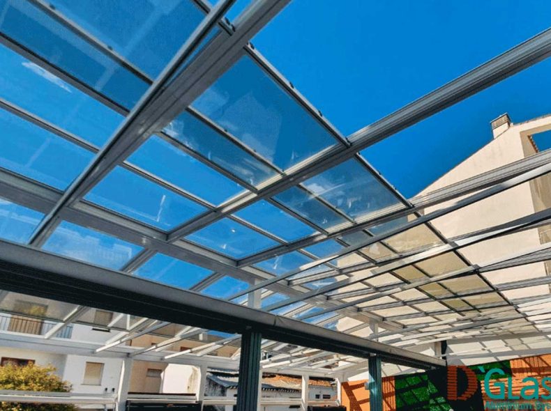 techo movil dos aguas hostelería